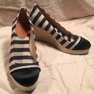 J.CREW Black and linen beige espadrilles.